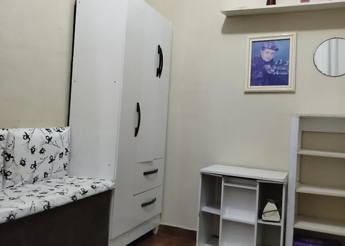 Alugo Casa Mobiliada Com Piscina Com 3 Quartos
