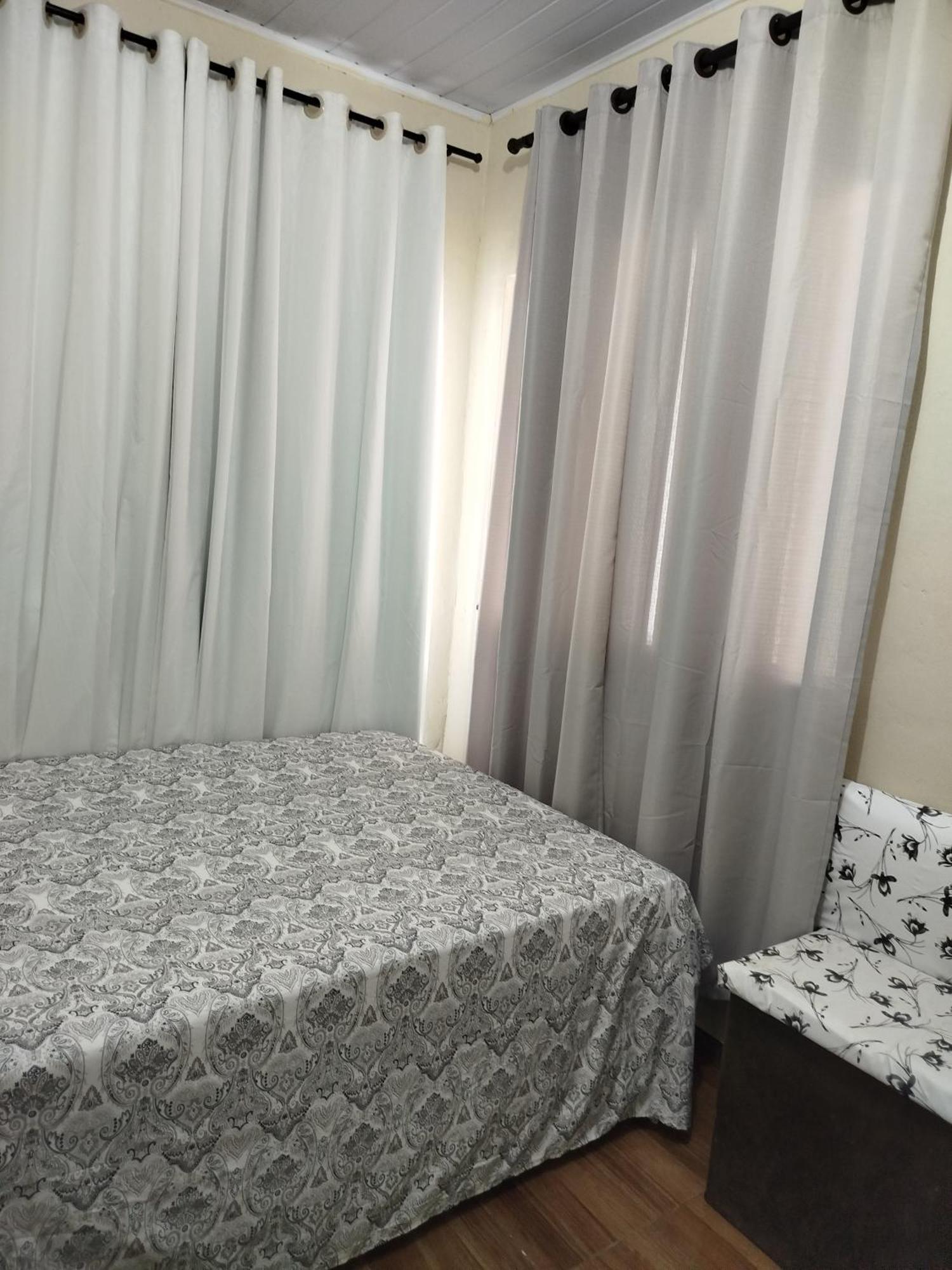 Alugo Casa Mobiliada Com Piscina Com 3 Quartos Casa de férias Aracaju