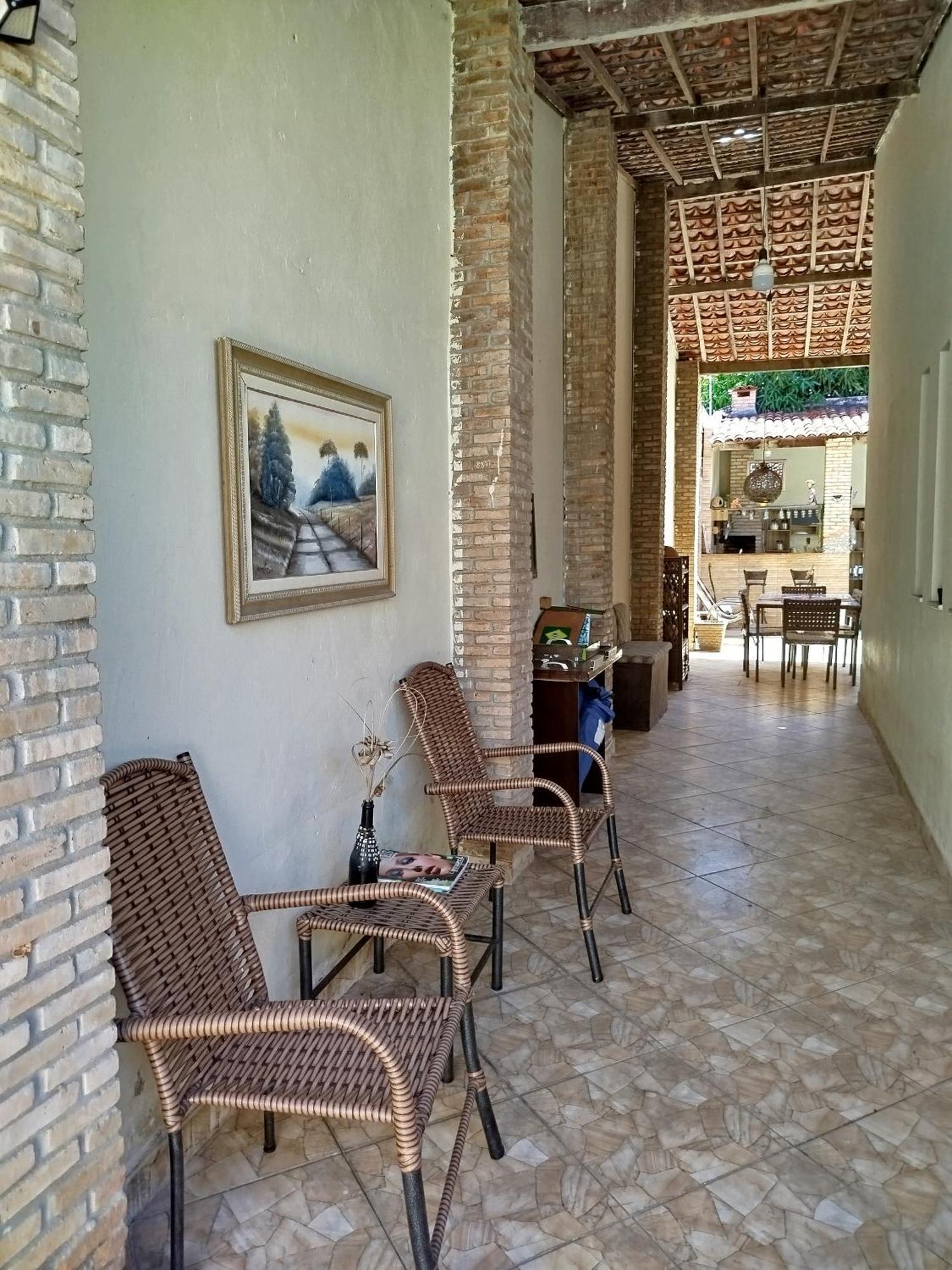 Casa de férias Alugo Casa Mobiliada Com Piscina Com 3 Quartos *