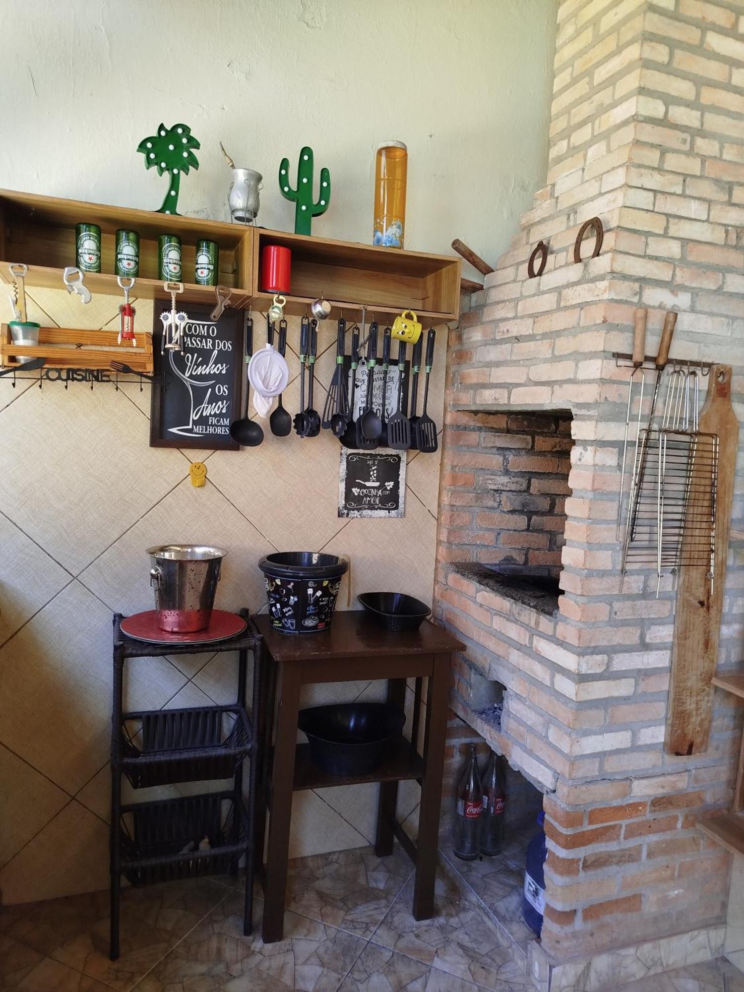 Alugo Casa Mobiliada Com Piscina Com 3 Quartos Holiday home Aracaju